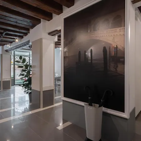 Venetian Canal View Apartment